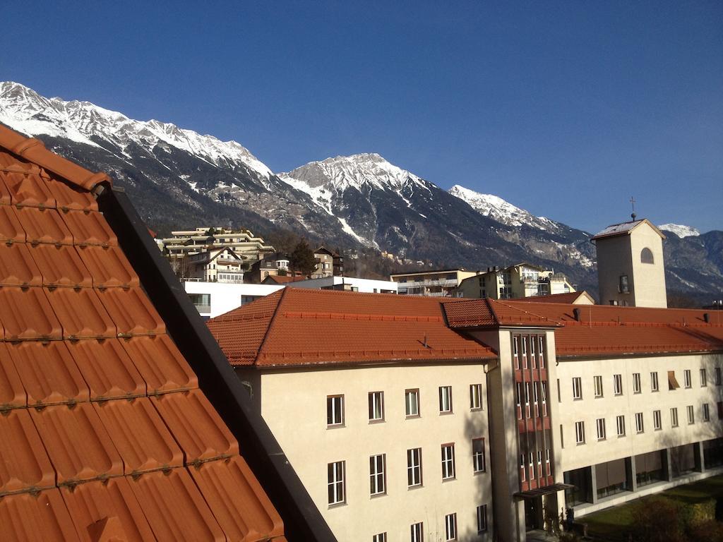 Riedz Apartments Innsbruck- Zentrales Apartmenthaus Mit Gruener Oase Kültér fotó